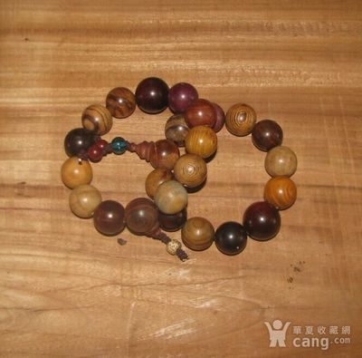 2串八寶手釧的拍賣鑒賞與價值解析